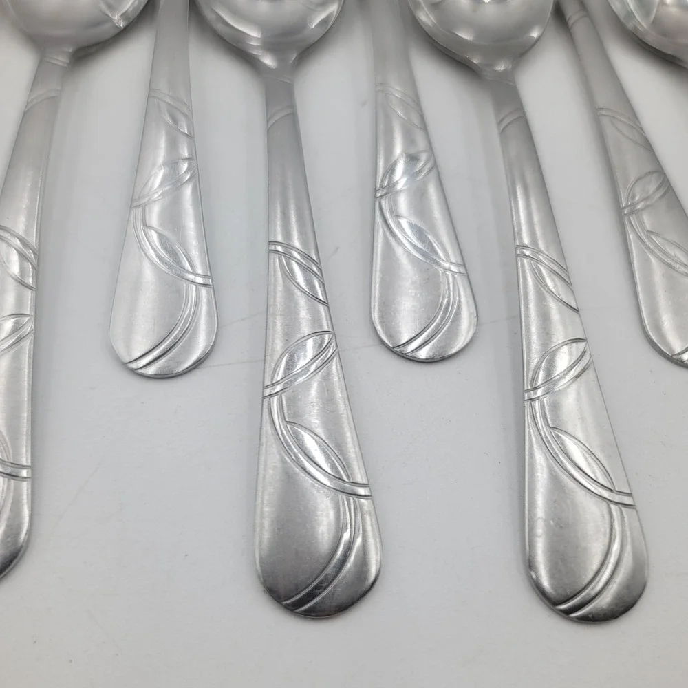 30pc Cambridge Silver Felicity Flatware Set Stainless Steel Satin Leaf Pattern